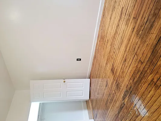 Rented by BRICK & GALO REALTY CORP | media 30