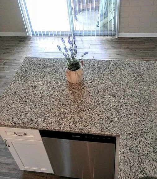 1939 E Missouri Ave #15 — Photo 25