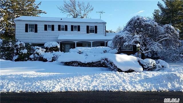 1st image of 6 Sparrow Ln