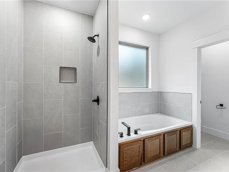 16 Celtic Dr — Photo 15