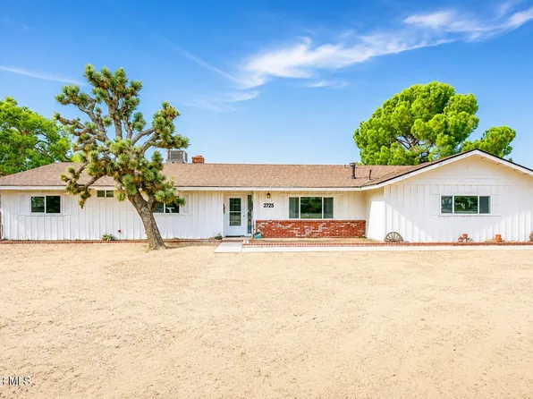 2725 W Avenue N8, Palmdale, CA 93551