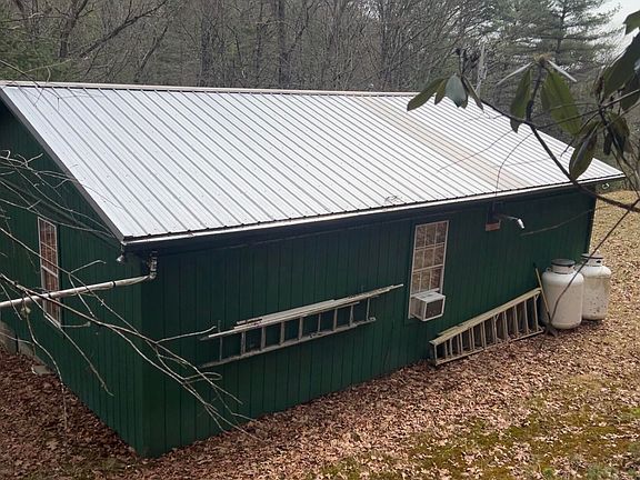 5th image of 1649 Sunset Rd