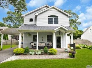 83 Seville Blvd, Sayville, NY 11782