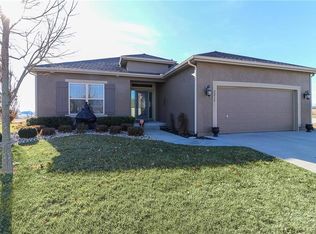2215 Wind Side Ct, Raymore, MO 64083