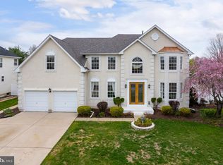 316 Pickwick Dr, Williamstown, NJ