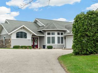 1905 Dewberry Dr, Madison, WI 53719