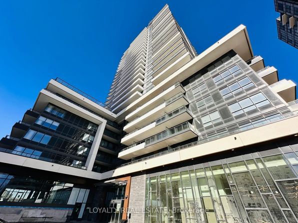 1455 Celebration Dr #2111, Pickering, ON L1W 0C3