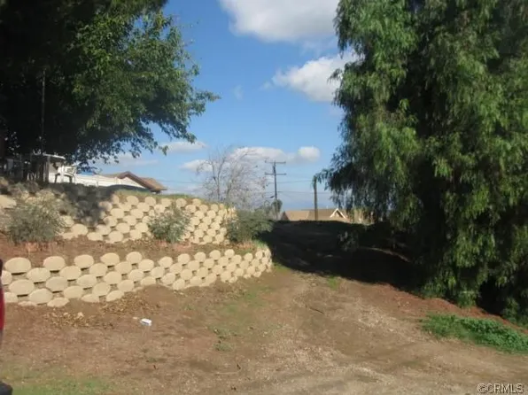 6161 Tarragona Dr, Riverside, CA 92509