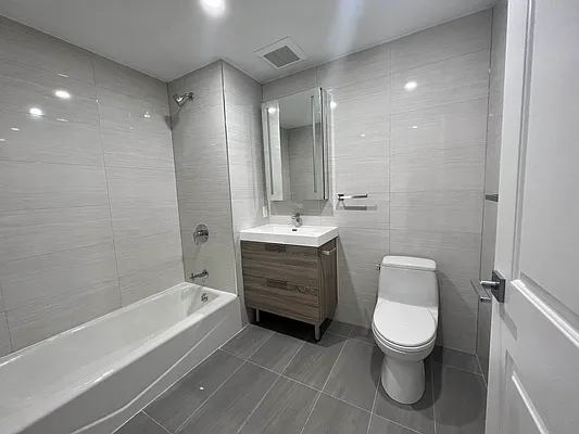 Rented by E Realty International Corp | media 23