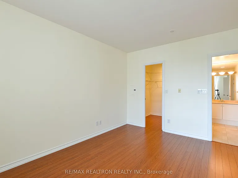 28 William Carson Cres #804 — Photo 3