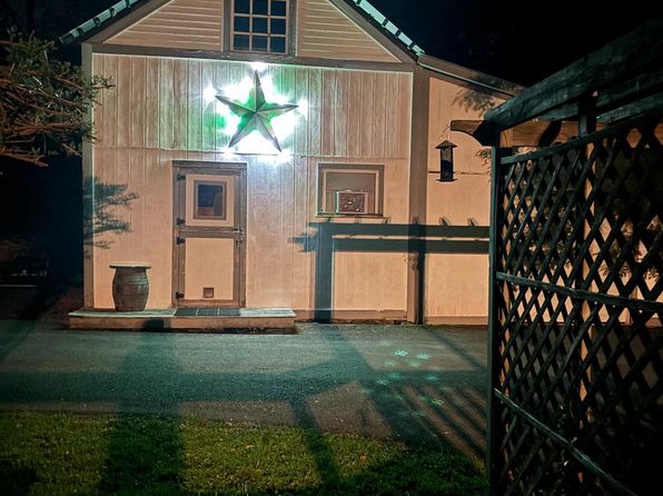 1664 Chestnut Ridge Rd, Upper Black Eddy, PA 18972