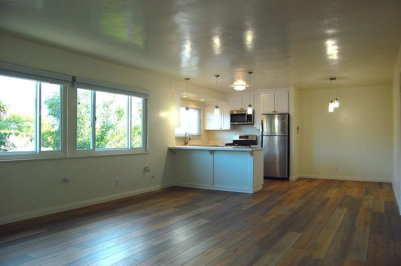 1st image of 1623 Garden St APT 7