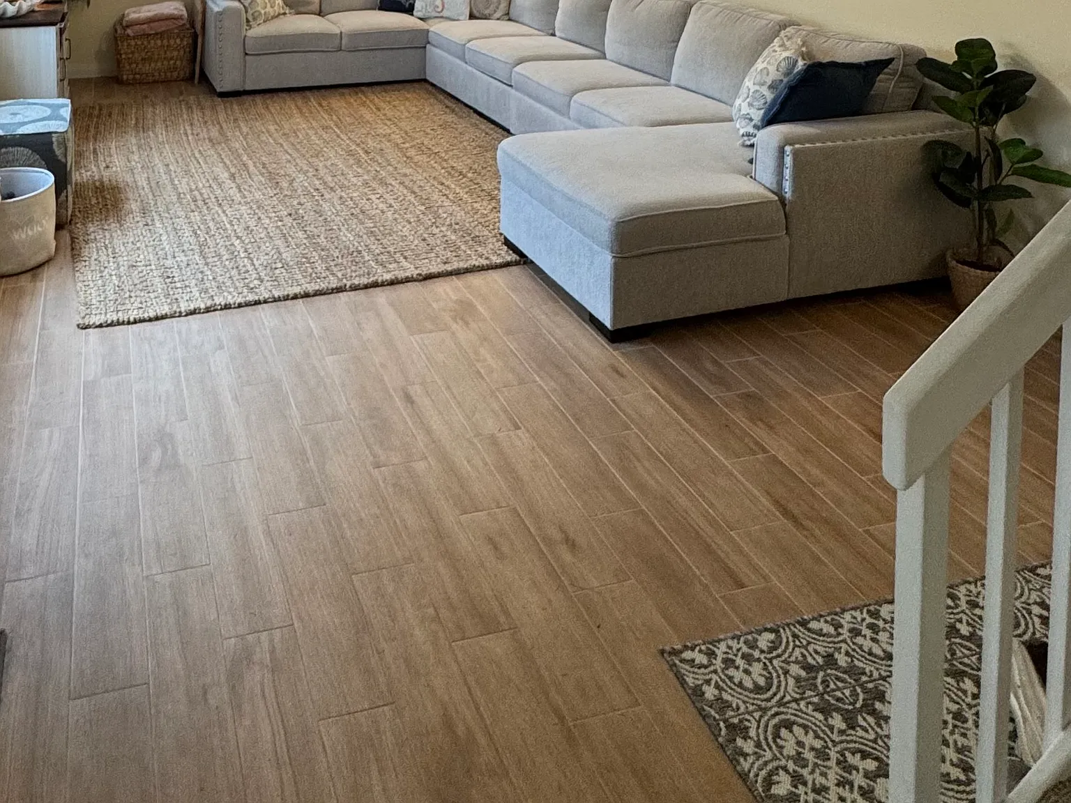 2 bed, 2.5 bath, 1374 sqft, $2,300 — Photo 2