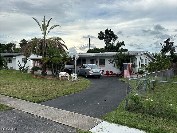 3rd image of 3547 Central Ave