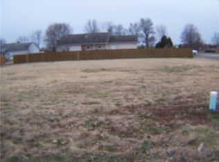 624 Hailie St, Saint Libory, IL 62282