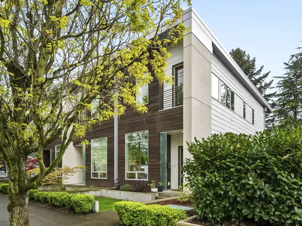 4442 SE Stark St, Portland, OR 97215
