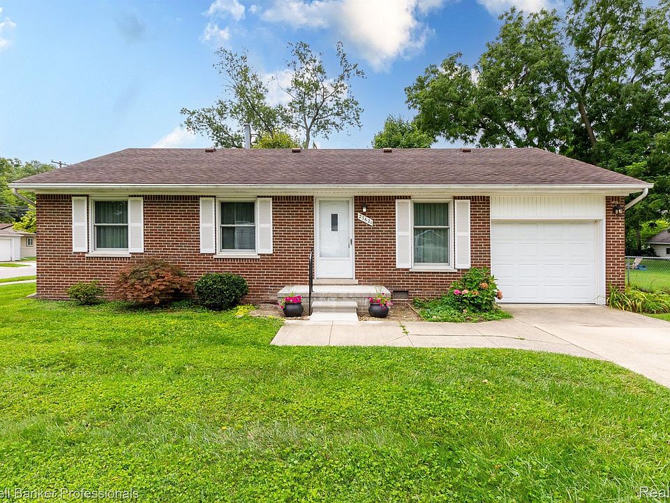 1st image of 27621 Long St