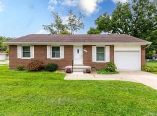 27621 Long St, Livonia, MI 48152