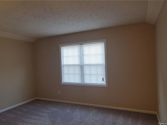 4th image of 146 Mosswood Dr