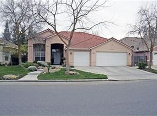 5475 W River Bottom Ave, Fresno, CA 93722