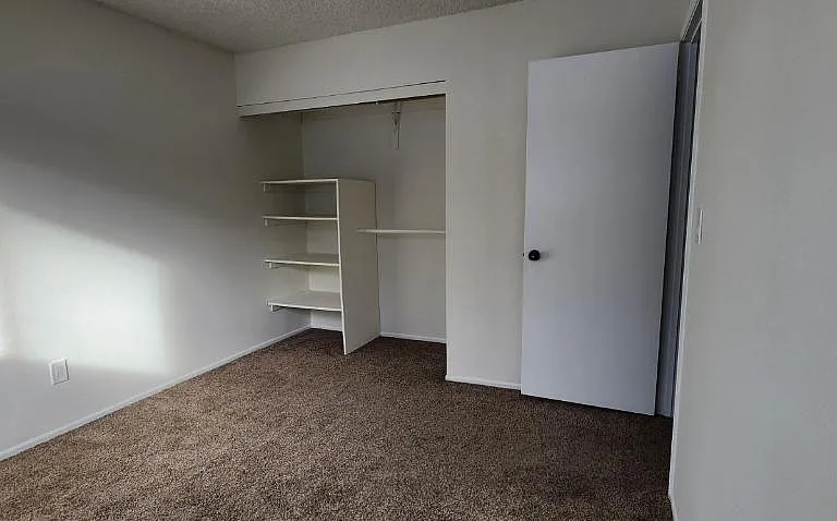 209 Toronto Ave #3 — Photo 5