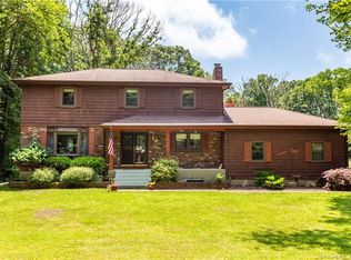 25 Ricky Ln, Preston, CT 06365