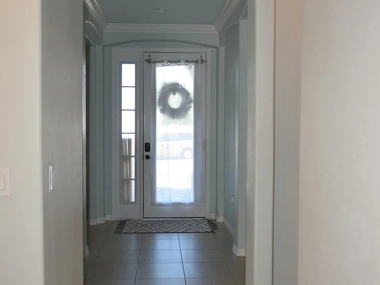 1310 Merion Dr — Photo 2