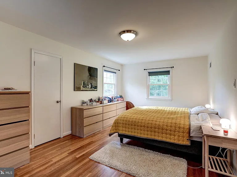 7525 Cayuga Ave — Photo 24