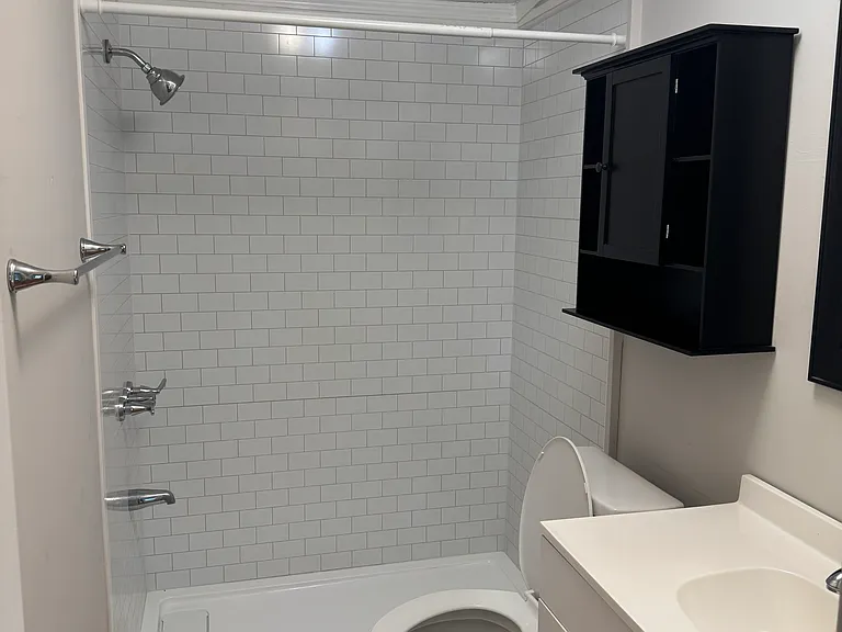 112 Northgate Rd — Photo 12