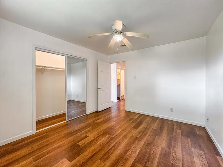 4537 Dakota St #4 — Photo 6
