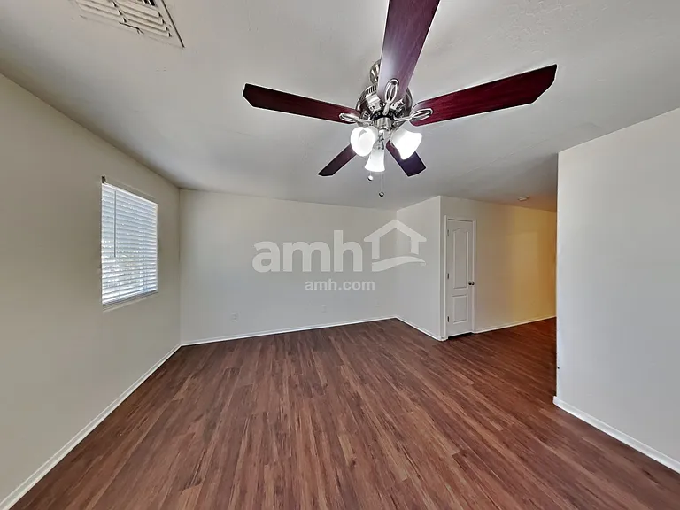 10123 E Isleta Ave — Photo 10