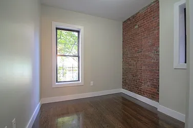 Rented by Empire Deeds LLC 