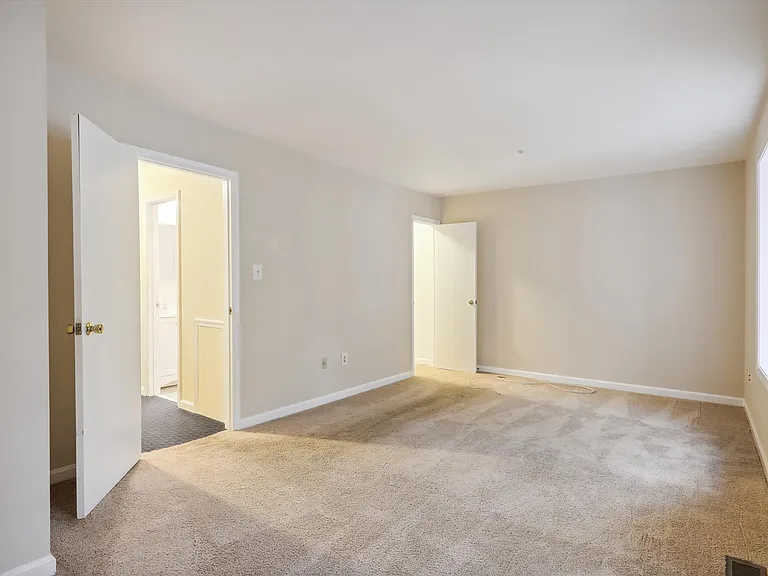 5626 Onslow Way — Photo 30