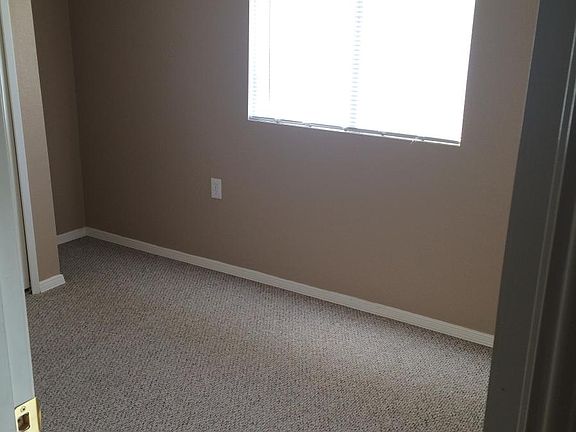 All carpets are new.
