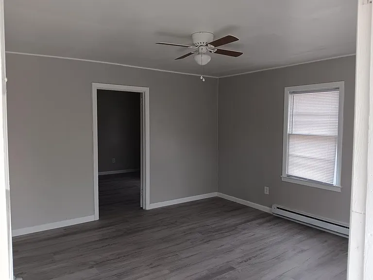 110 Brown St — Photo 6