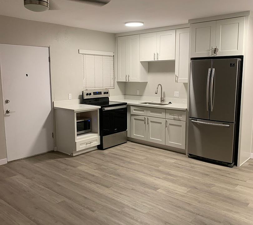1st image of 4021 32nd St #7