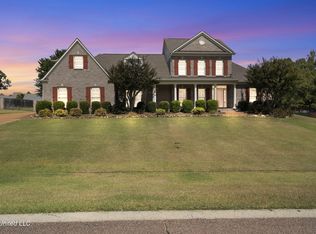 2830 Manning Cir S, Nesbit, MS 38651