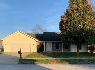 504 Waterwheel Dr, Rochester, IL 62563