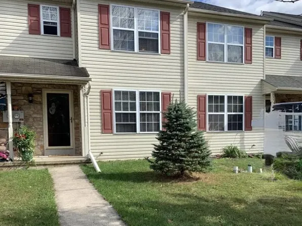 131 Sunnyside Ln, Perkasie, PA 18944