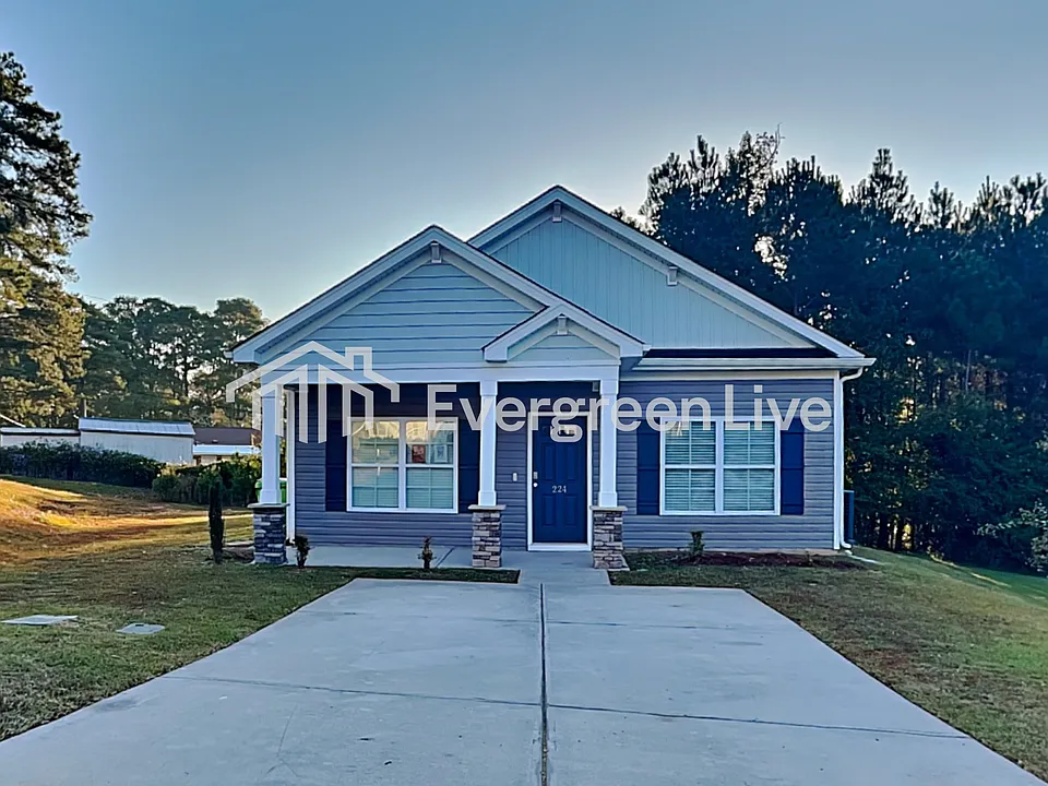 224 Saint Andrews Place Dr