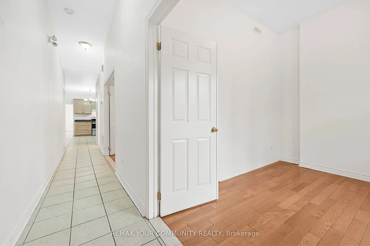 Building Photo - 151 Dovercourt Rd #MAIN