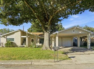 3427 vinecrest, Kirby, TX 78219