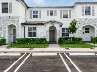 Cedar Pointe, Homestead, FL 33033