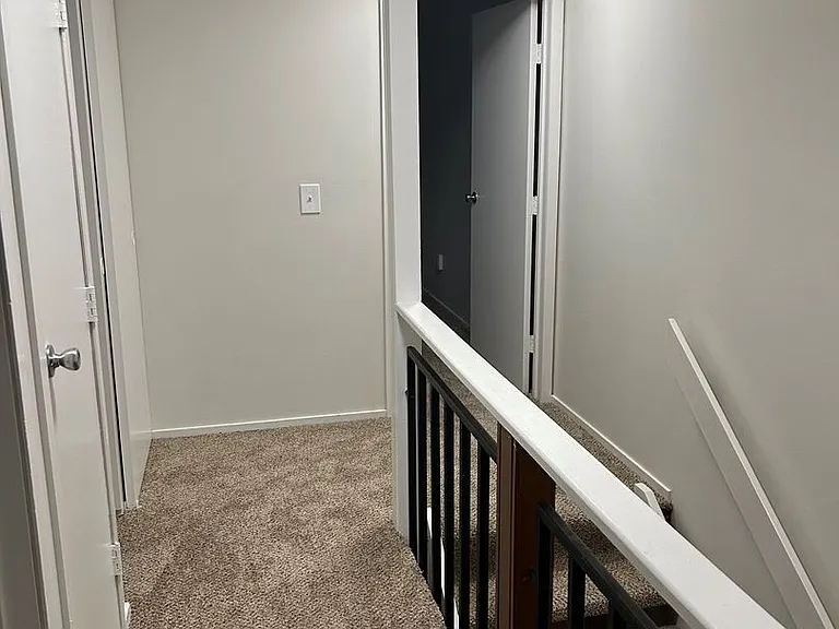 ESTATES ON MAIN — Photo 98
