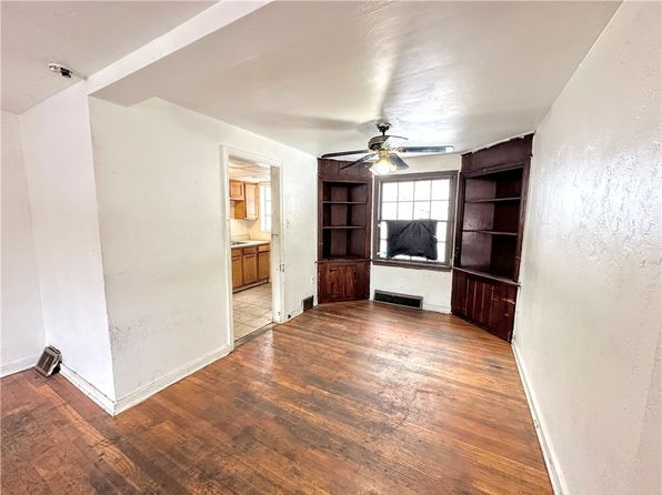 pittsburgh-pennsylvania-11417857 picture