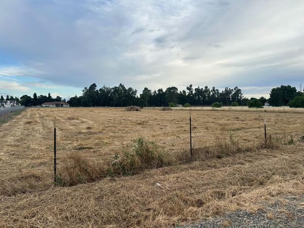 2.4 acres · Justamere Ln, Elk Grove, CA 95624