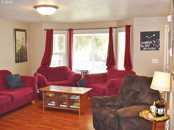 2nd image of 1120 SE 188th Ave