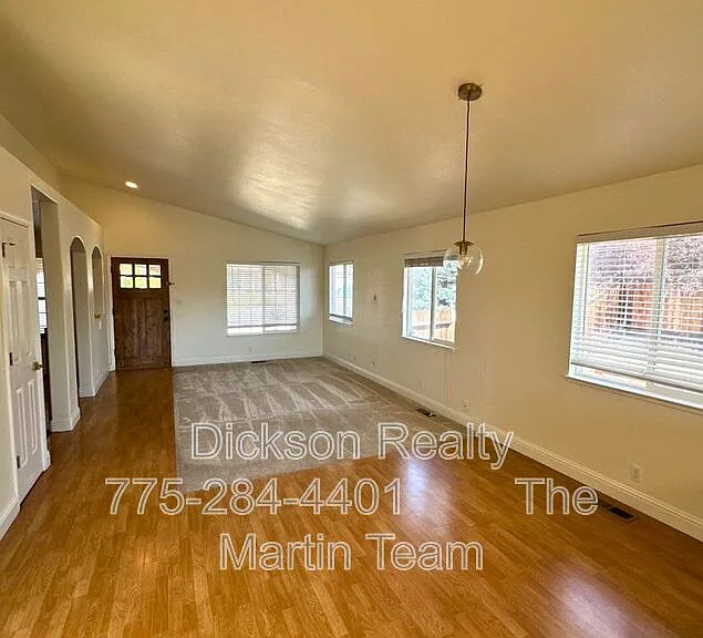6578 Chula Vista Dr — Photo 2