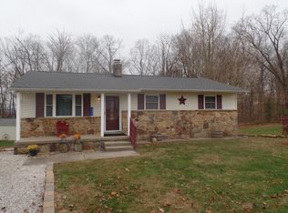 495 E Dawn View Heights Ct, Bloomfield, IN 47424