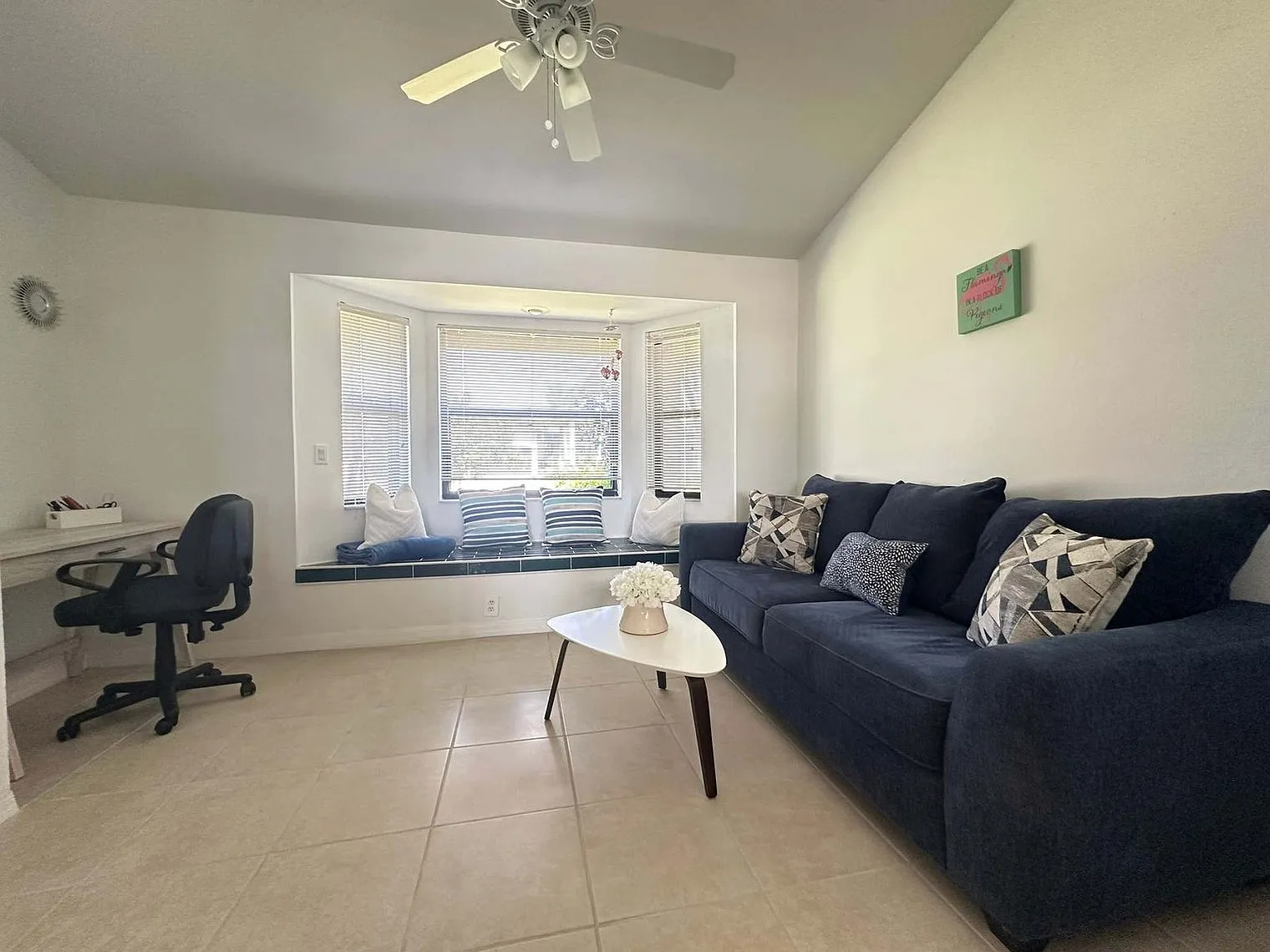 3 bed, 2.0 bath, 1894 sqft, $3,480 — Photo 4